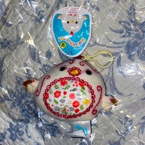 Squishmallow clip-on Charity